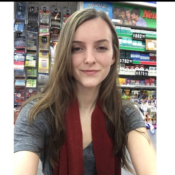 Meet your Posher, Catherine - Picture 1 of 1